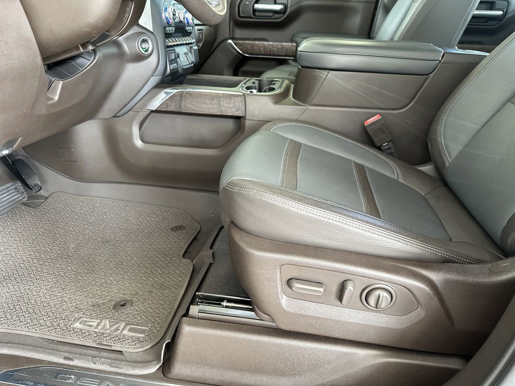 Used 2021 GMC Sierra 1500 Denali w/ Denali Ultimate Package AWD/4WD image 14