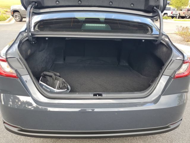 Used 2025 Toyota Camry LE FWD image 14