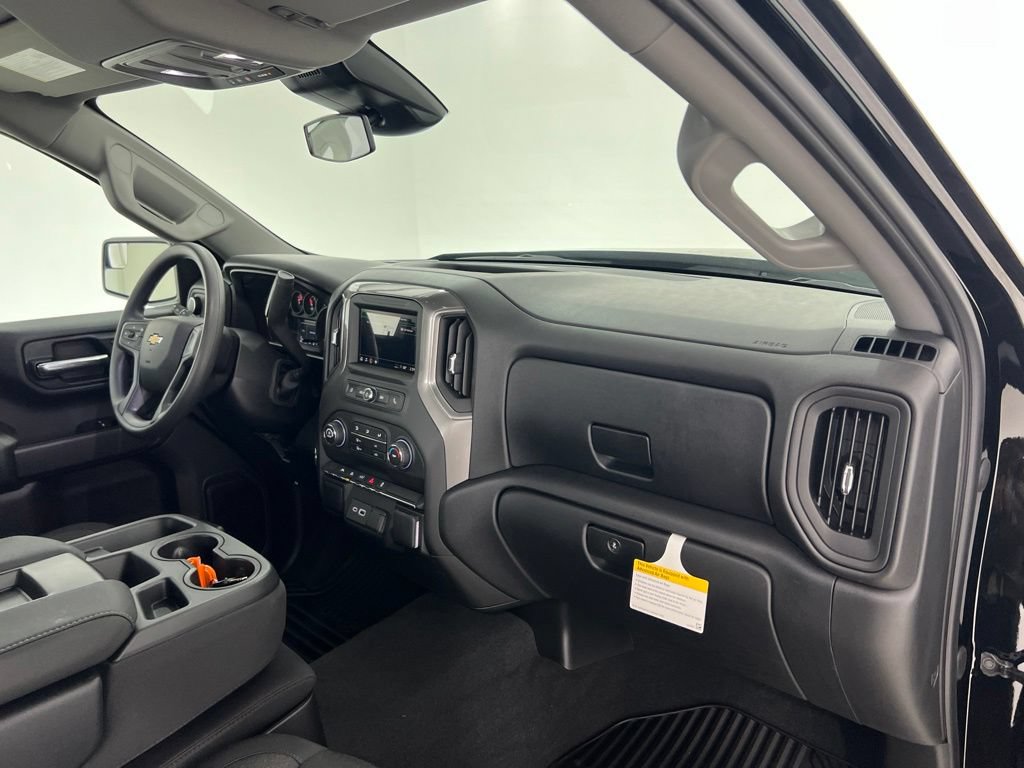 New 2026 Chevrolet Silverado 1500 Custom AWD/4WD image 25