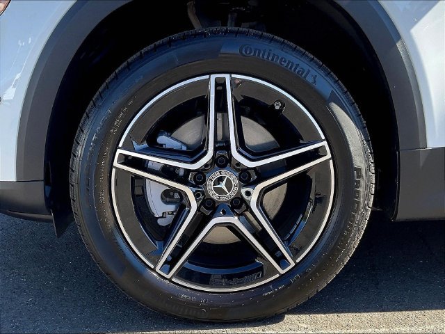 Used 2026 Mercedes-Benz GLB 250 4MATIC image 36