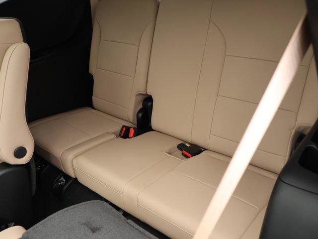 New 2026 Buick Enclave Preferred w/ Power Package image 16