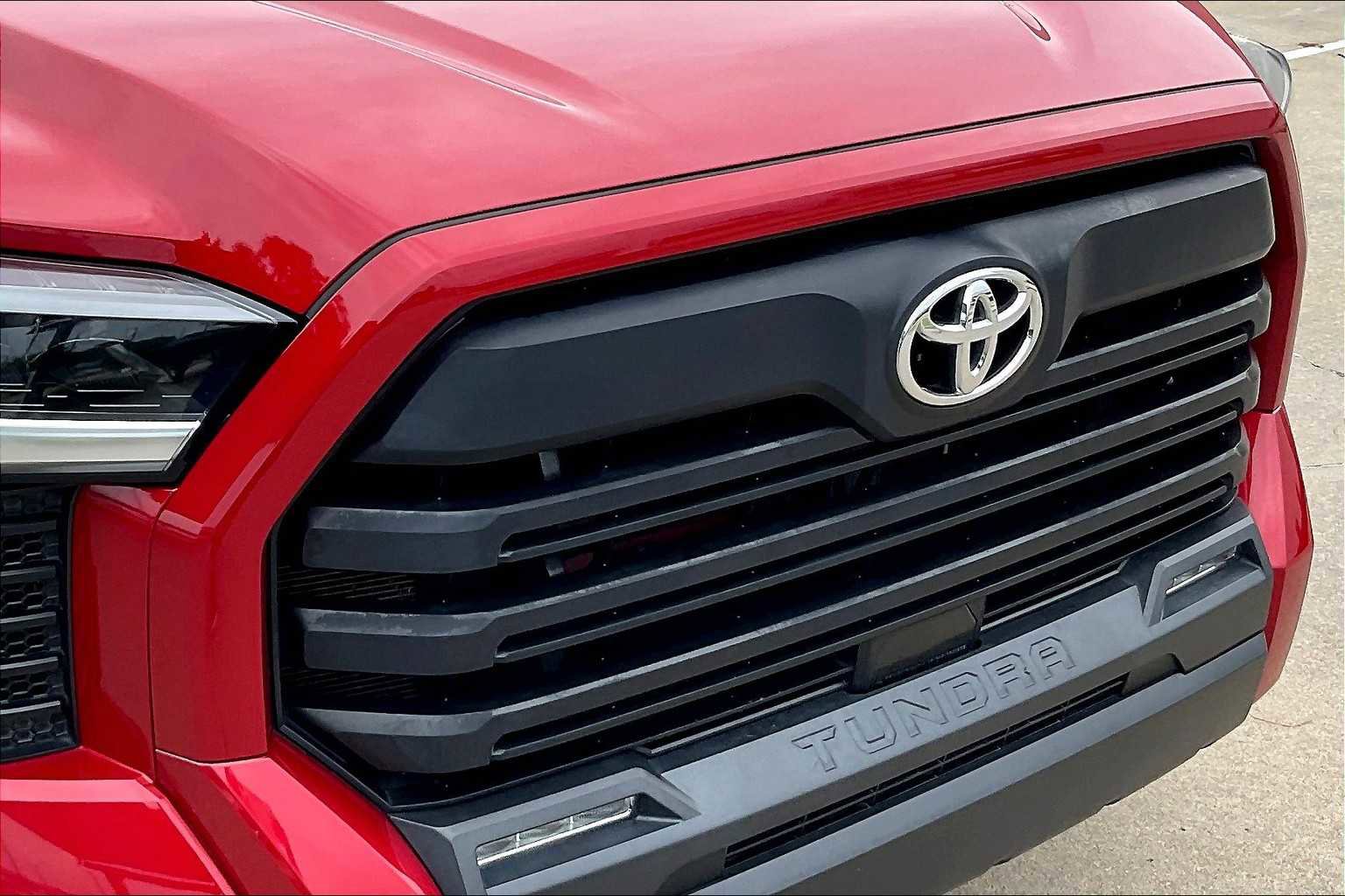 Used 2022 Toyota Tundra SR5 image 28