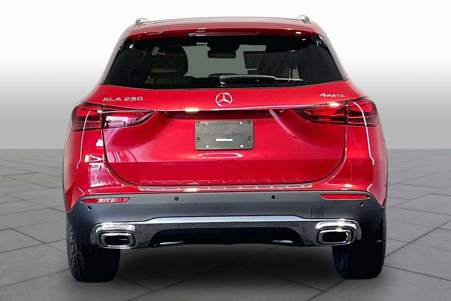 New 2026 Mercedes-Benz GLA 250 4MATIC image 4