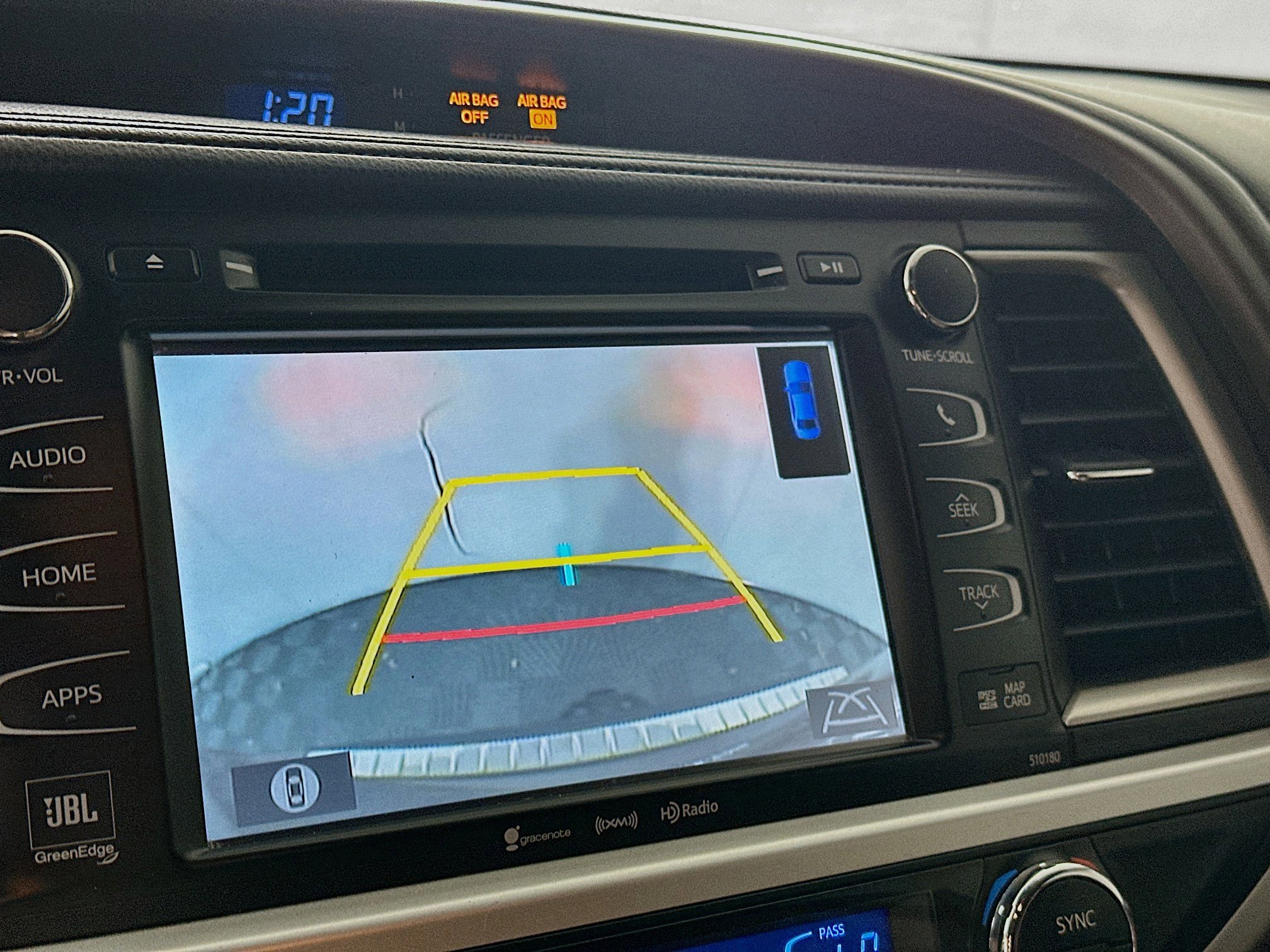 Used 2018 Toyota Highlander Limited Platinum image 23