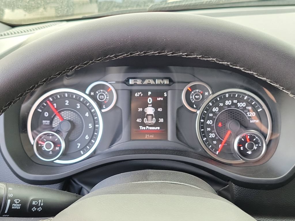 New 2026 RAM 1500 Big Horn AWD/4WD image 7