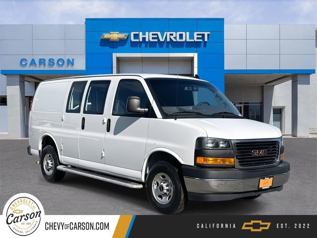 Used 2024 GMC Savana 2500 w/ Driver Convenience Package image 1