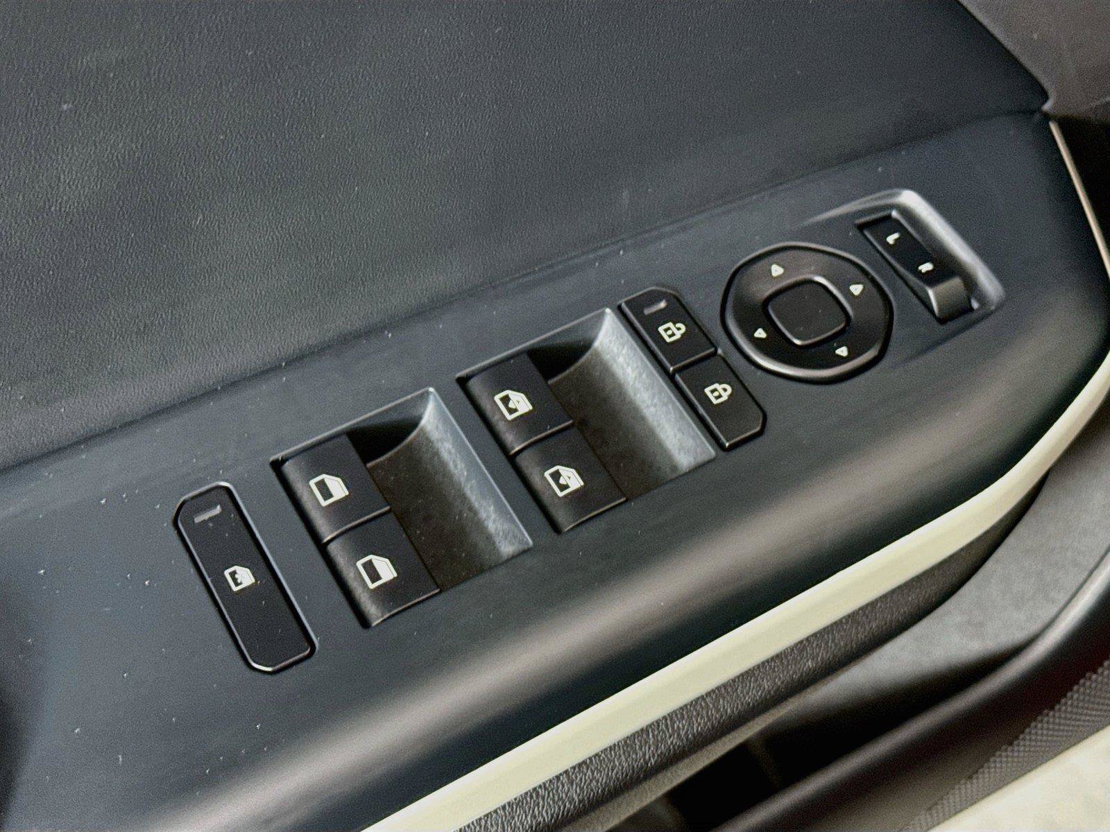 Used 2025 Kia K4 GT-Line w/ GT-Line Sunroof Package FWD image 27