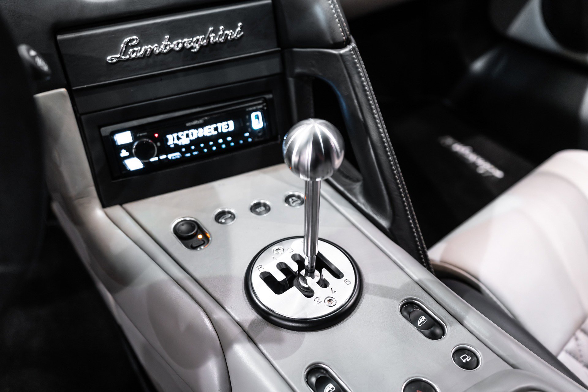 Used 2005 Lamborghini Murcielago Coupe image 18