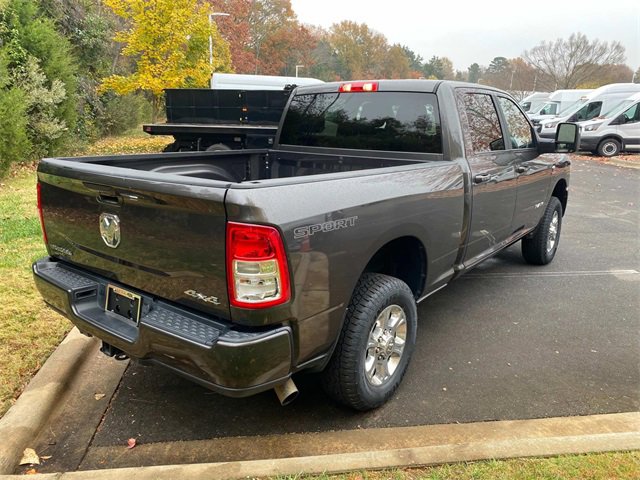 Used 2024 RAM 2500 Big Horn w/ Sport Appearance Package image 33