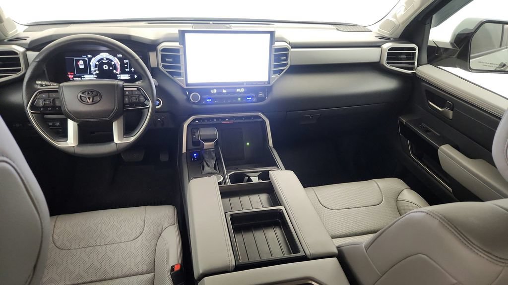 Used 2024 Toyota Tundra Limited AWD/4WD image 51