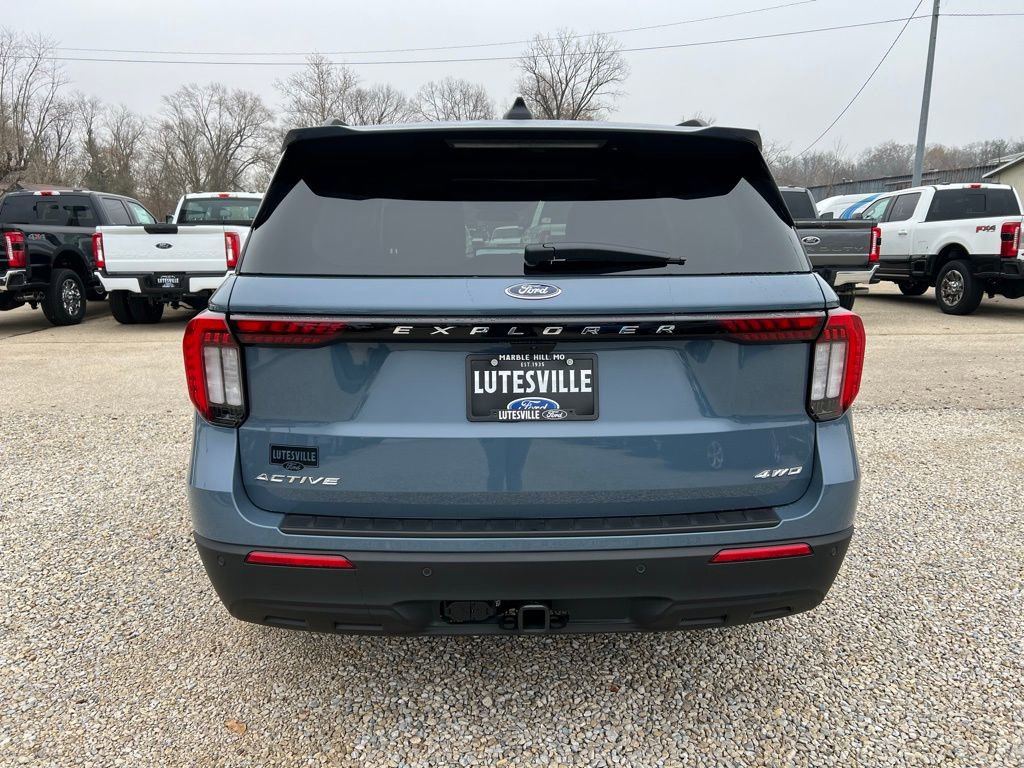 New 2026 Ford Explorer Active image 7
