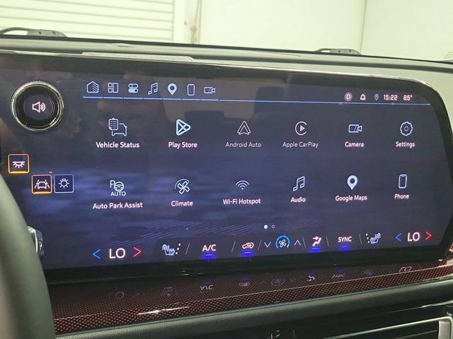 Used 2025 Chevrolet Traverse Z71 w/ Enhanced Driving Package AWD/4WD image 28