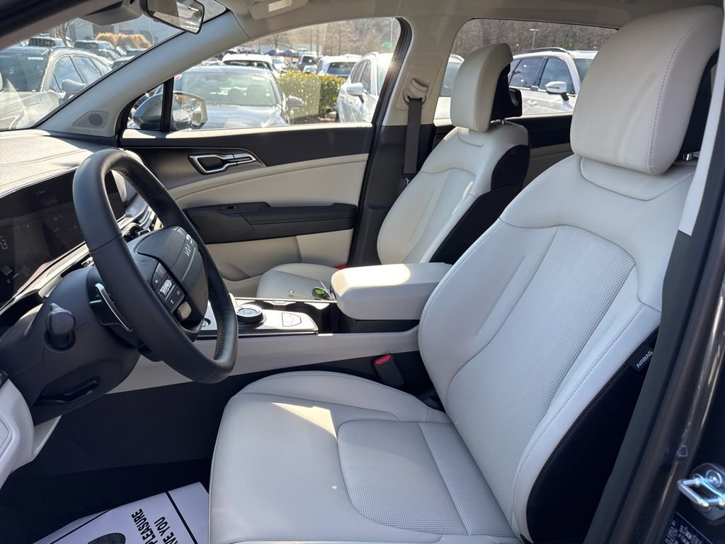 New 2026 Kia Sportage AWD Hybrid image 9