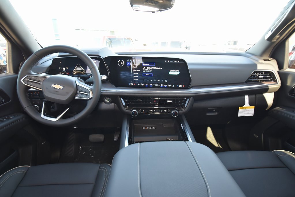 New 2026 Chevrolet Suburban Premier image 15