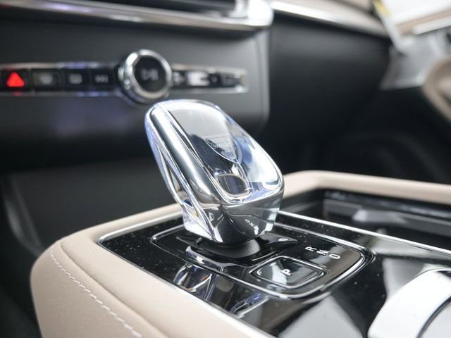 New 2026 Volvo XC90 B6 Ultra w/ Lounge Package image 12