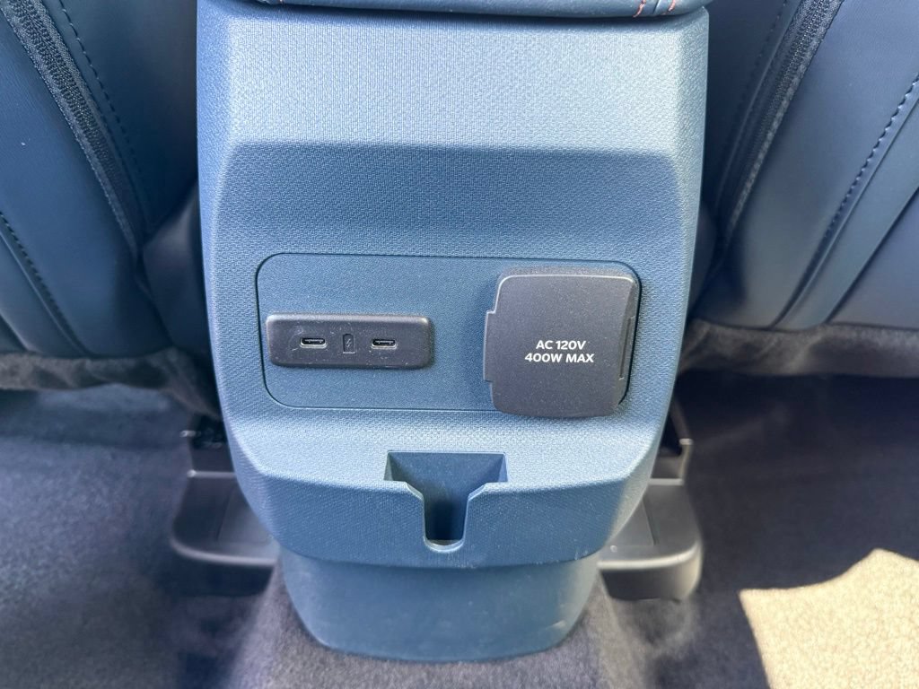 New 2025 Ford Maverick Lariat AWD/4WD image 37