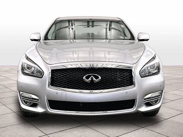 Used 2019 INFINITI Q70 L 3.7 AWD/4WD image 3