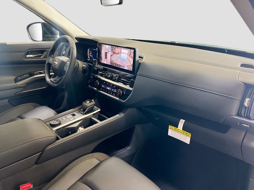 New 2026 Nissan Pathfinder SL image 29