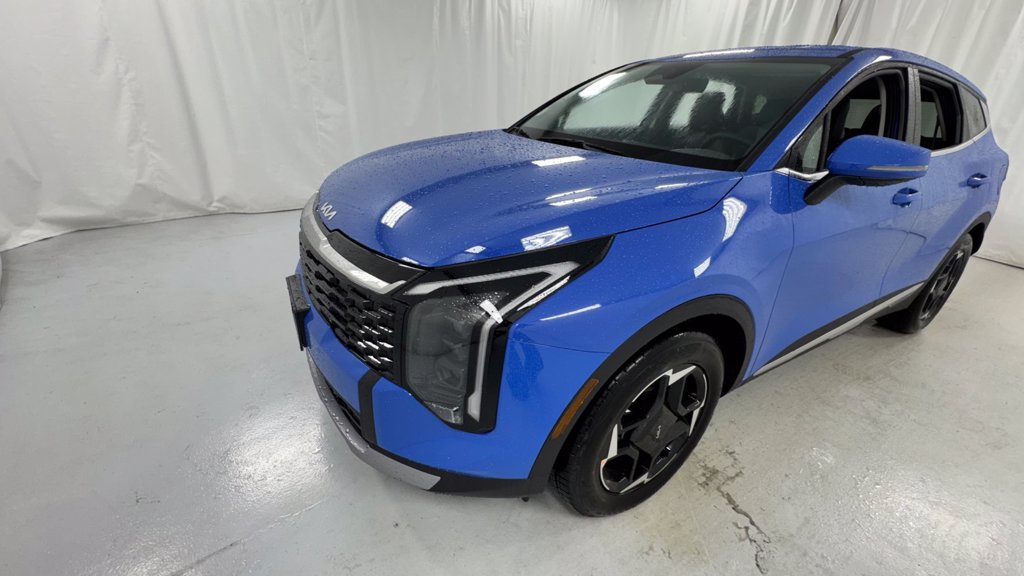 New 2026 Kia Sportage EX FWD image 7