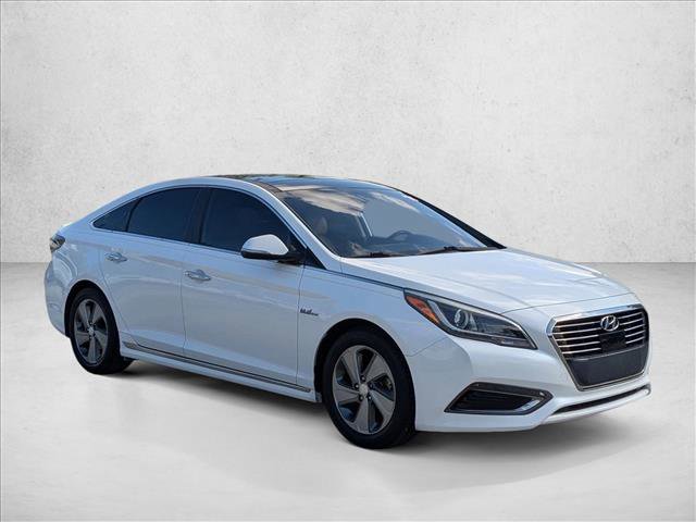 Used 2016 Hyundai Sonata Limited w/ Option Group 02 image 3
