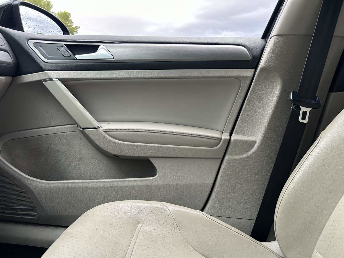 Used 2015 Volkswagen Golf SEL image 16