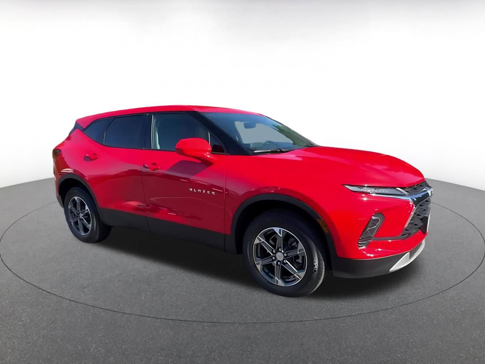 Used 2025 Chevrolet Blazer LT video 2