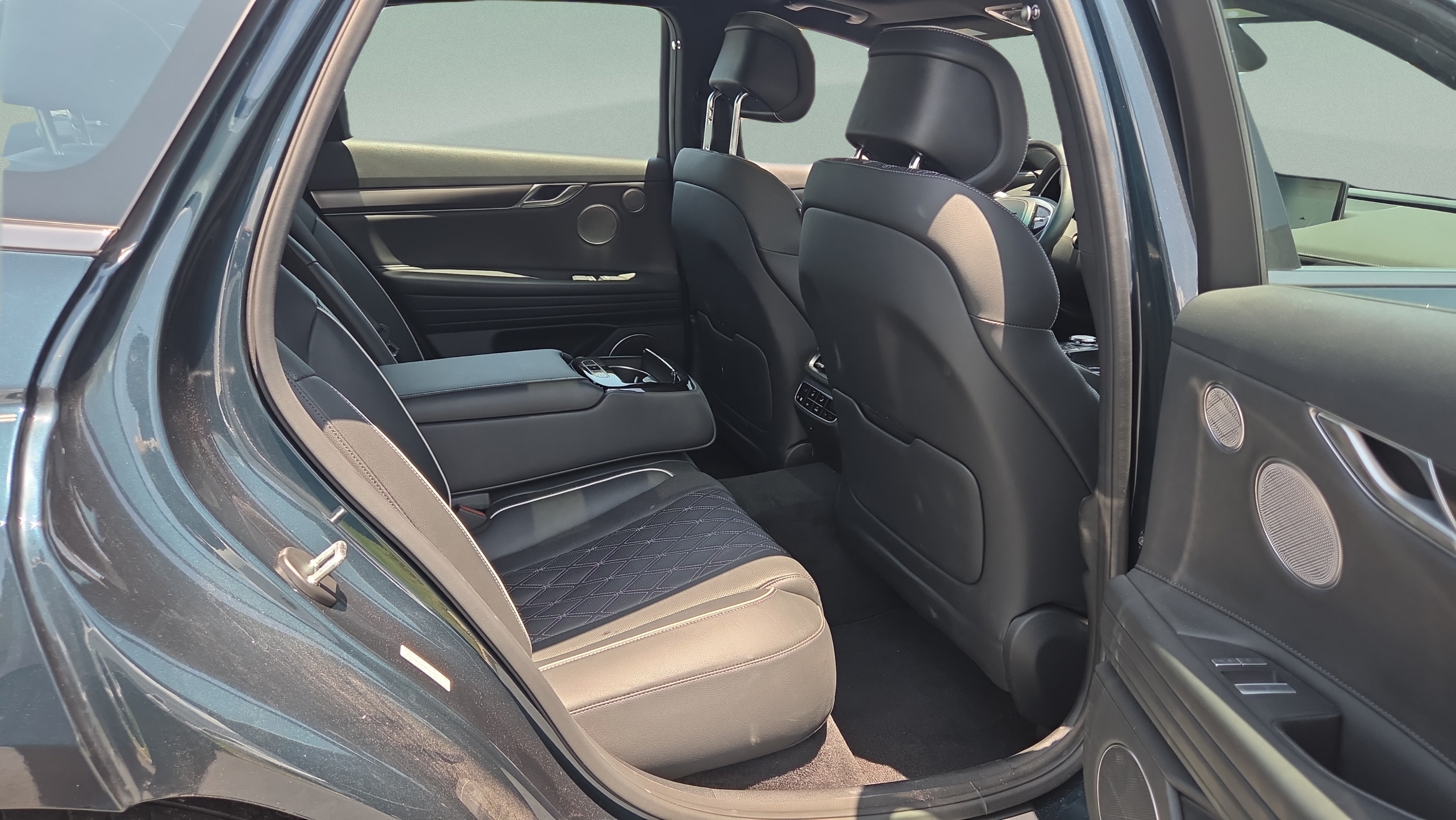 Used 2024 Genesis G80 2.5T w/ Sport Prestige Package AWD/4WD image 15