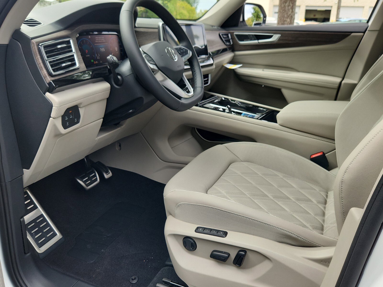 New 2026 Volkswagen Atlas SEL Premium R-Line image 11