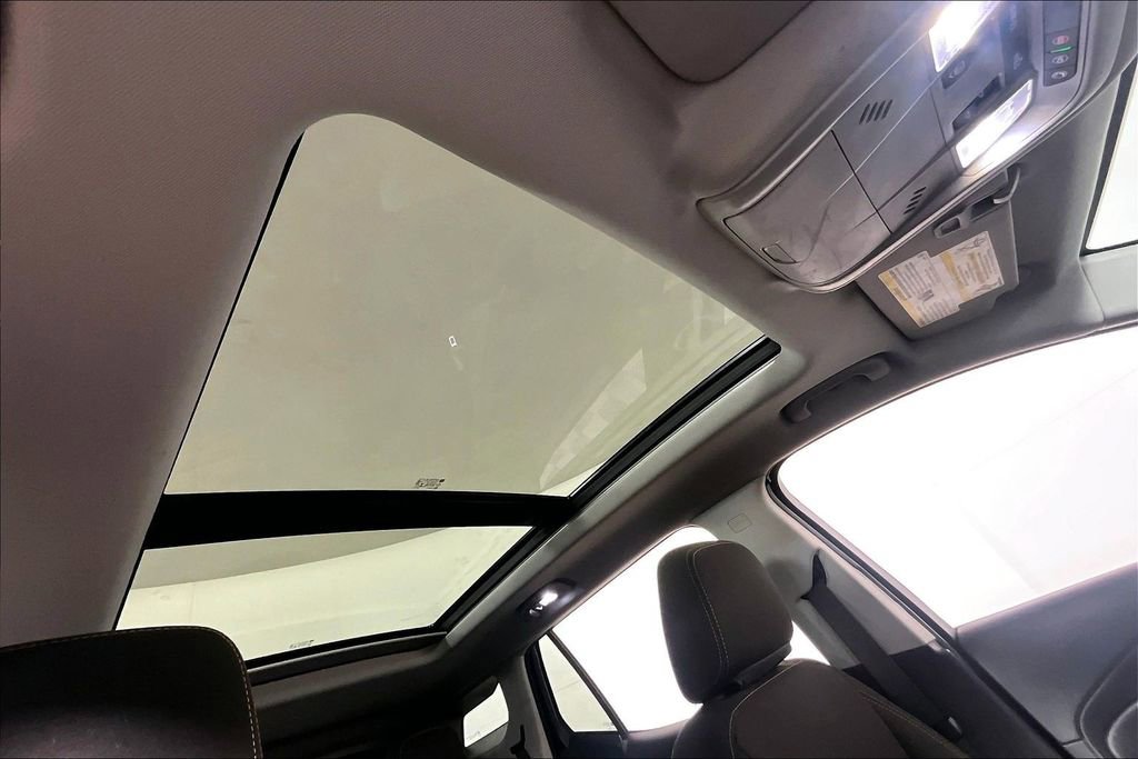 Used 2020 GMC Terrain SLE w/ Driver Convenience Package image 22