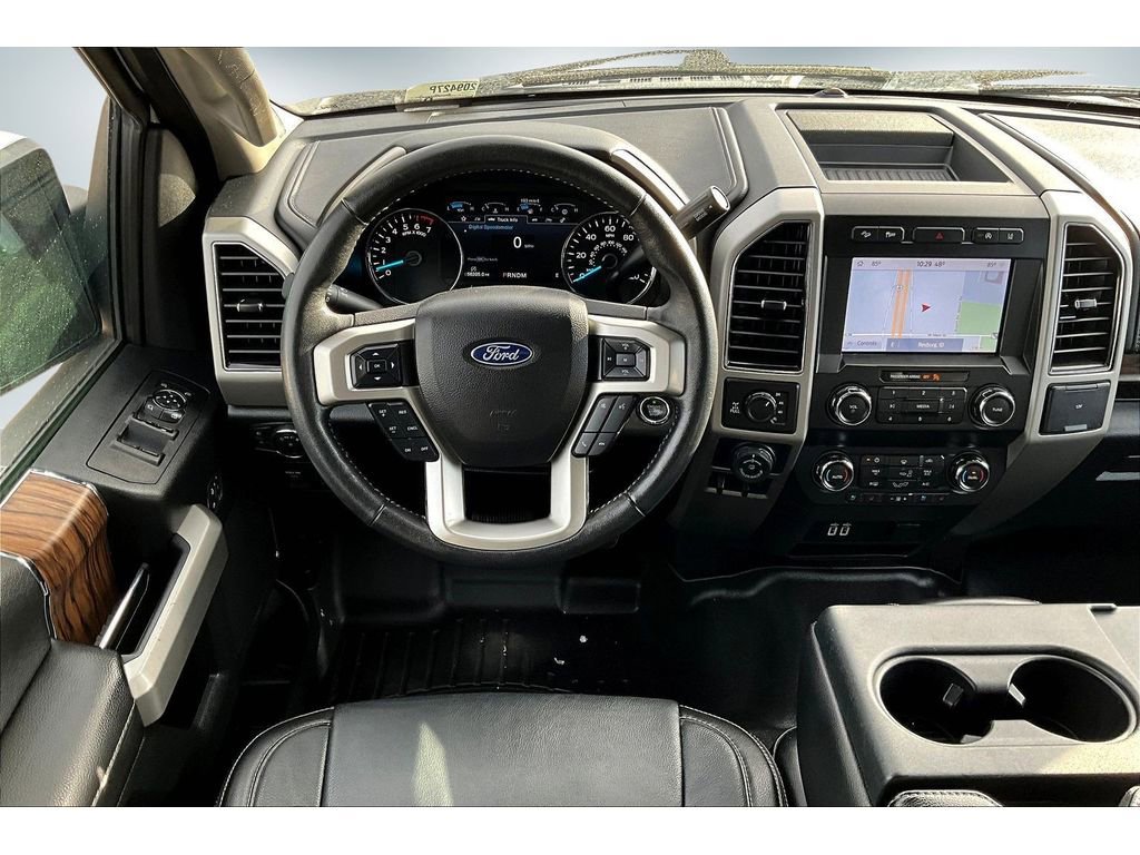 Used 2020 Ford F150 Lariat w/ Trailer Tow Package image 9