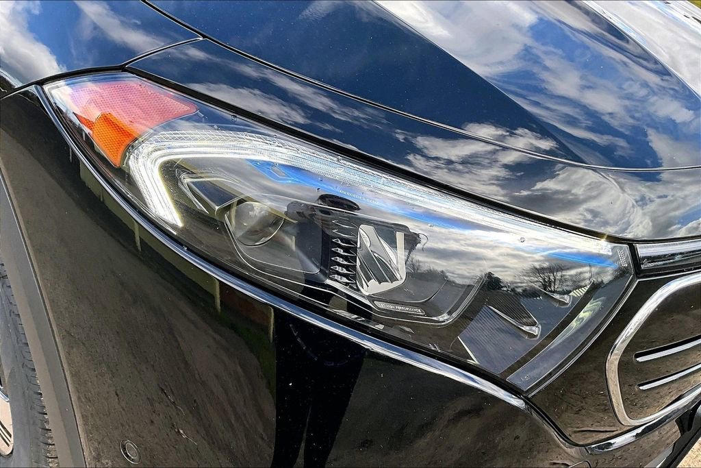 Used 2023 Mercedes-Benz EQB 250+ image 27