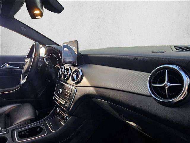 Used 2019 Mercedes-Benz GLA 250 image 24