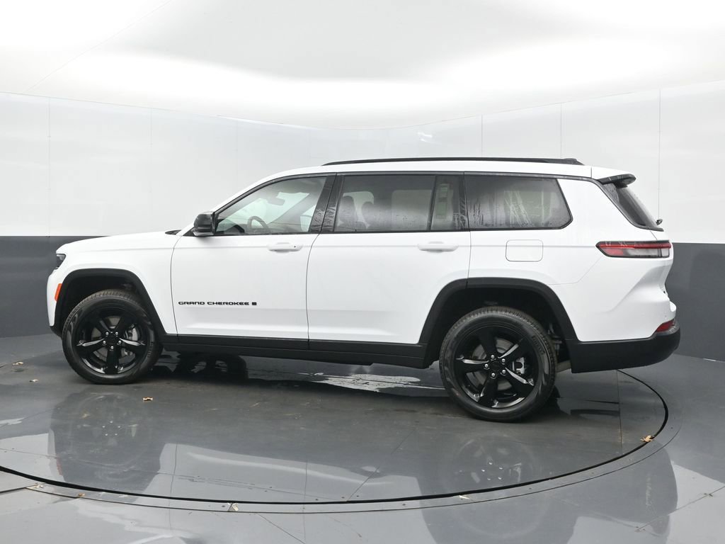New 2026 Jeep Grand Cherokee L Limited w/ Limited Altitude Package AWD/4WD image 5