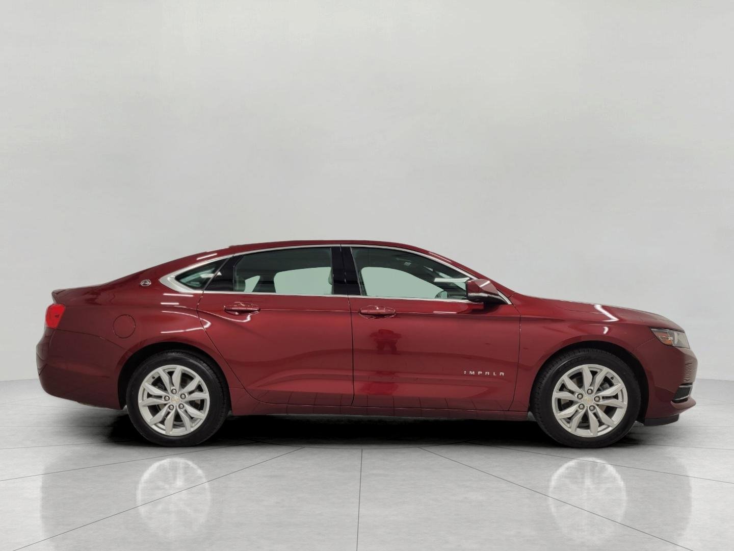 Used 2017 Chevrolet Impala LT w/ Leather Package FWD image 11