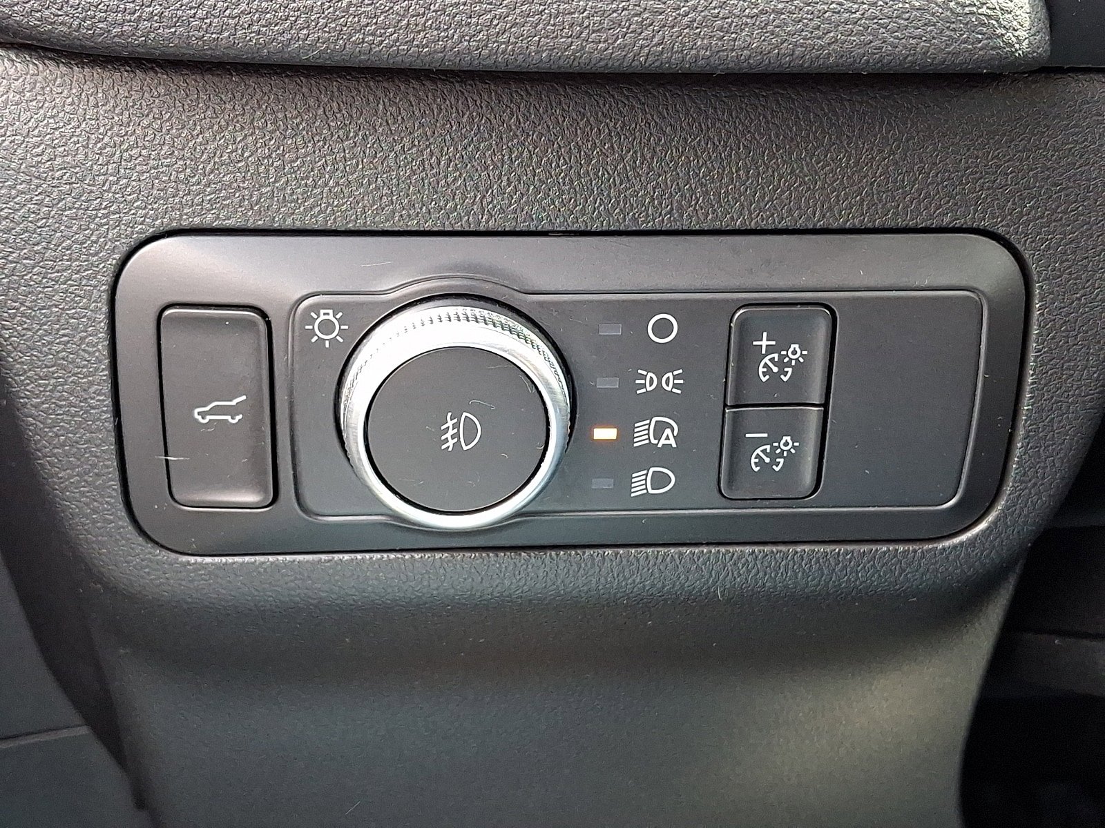 Certified 2022 Ford Escape SEL w/ Technology Package AWD/4WD image 25