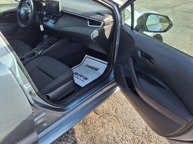Used 2025 Toyota Corolla LE image 76