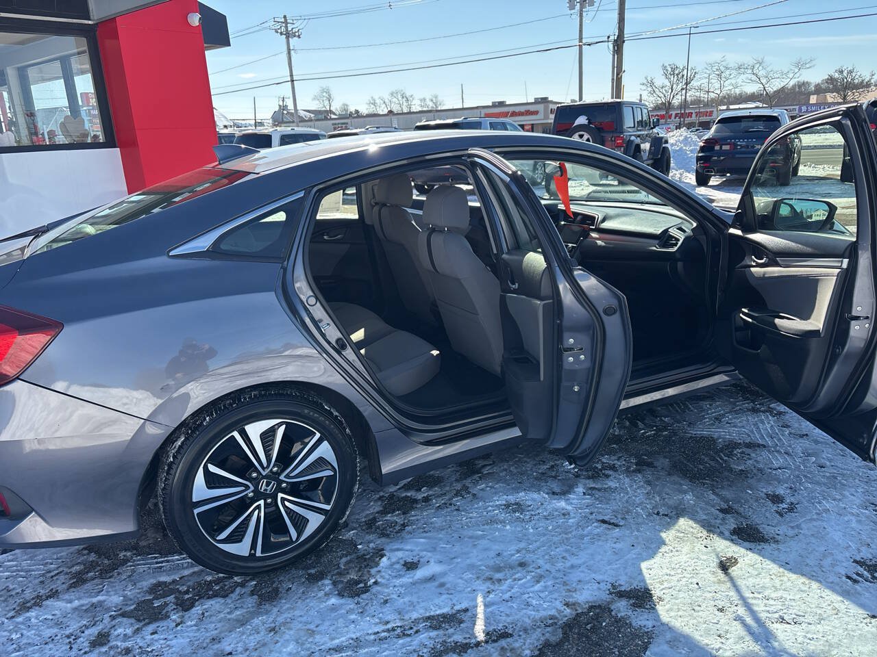 Used 2018 Honda Civic EX-T image 30
