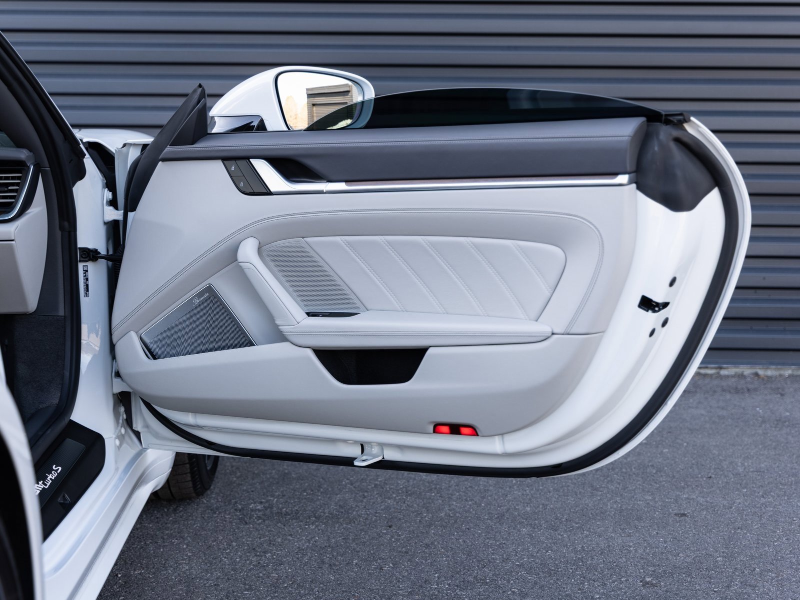 Used 2024 Porsche 911 Turbo S image 29