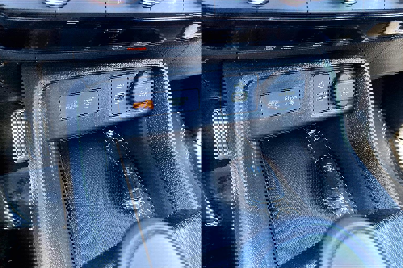 Used 2023 Honda Civic Sport image 30