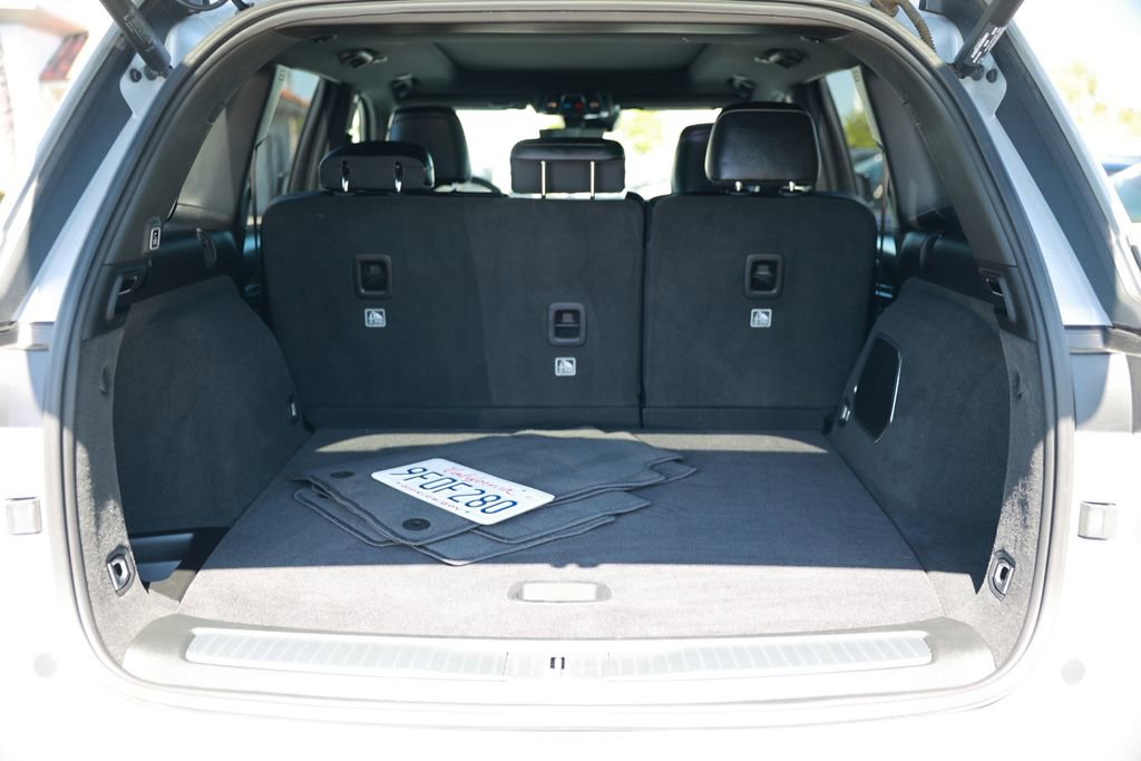 Used 2023 Jeep Grand Cherokee Overland RWD image 37