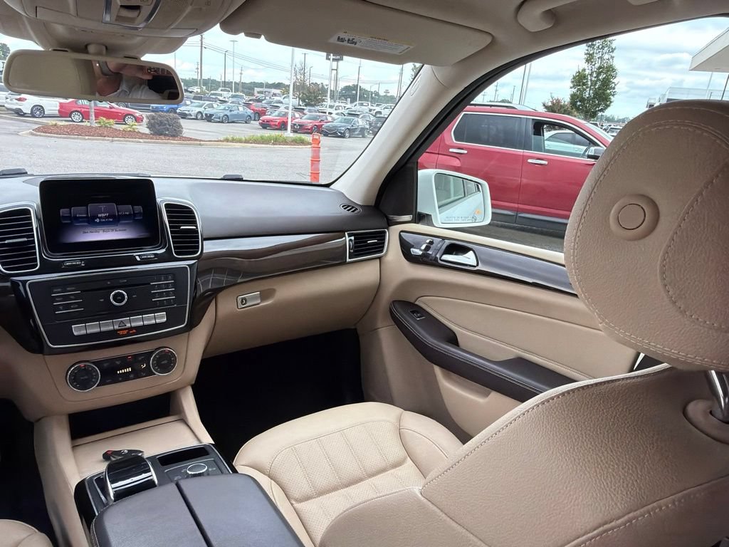 Used 2018 Mercedes-Benz GLE 350 image 28