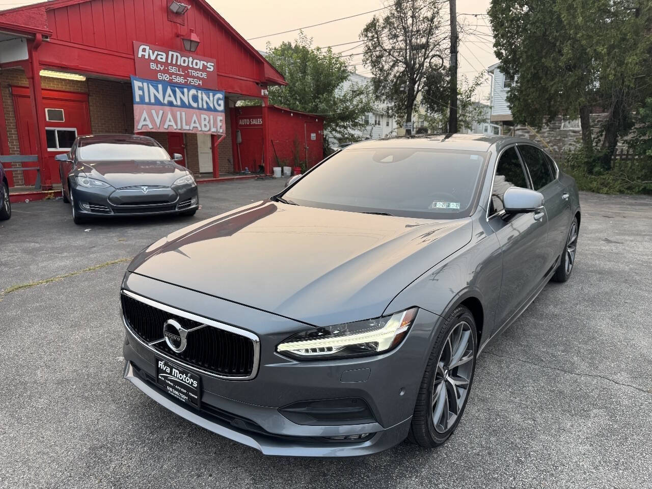 Used 2019 Volvo S90 T6 Momentum AWD/4WD image 1