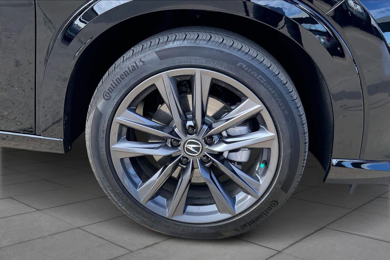 Used 2025 Acura ADX A-Spec image 11