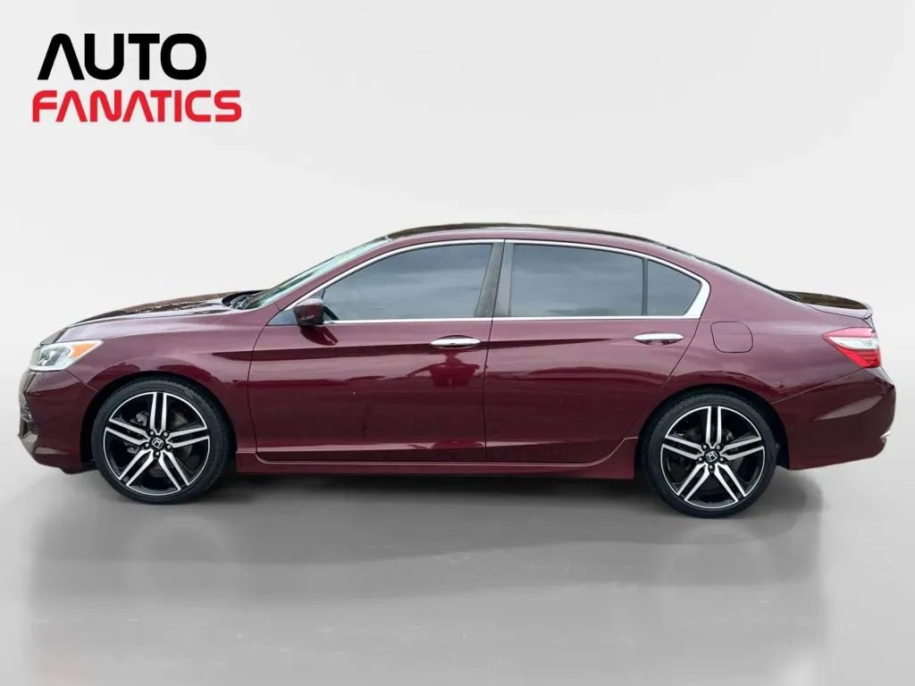 Used 2017 Honda Accord Sport image 2