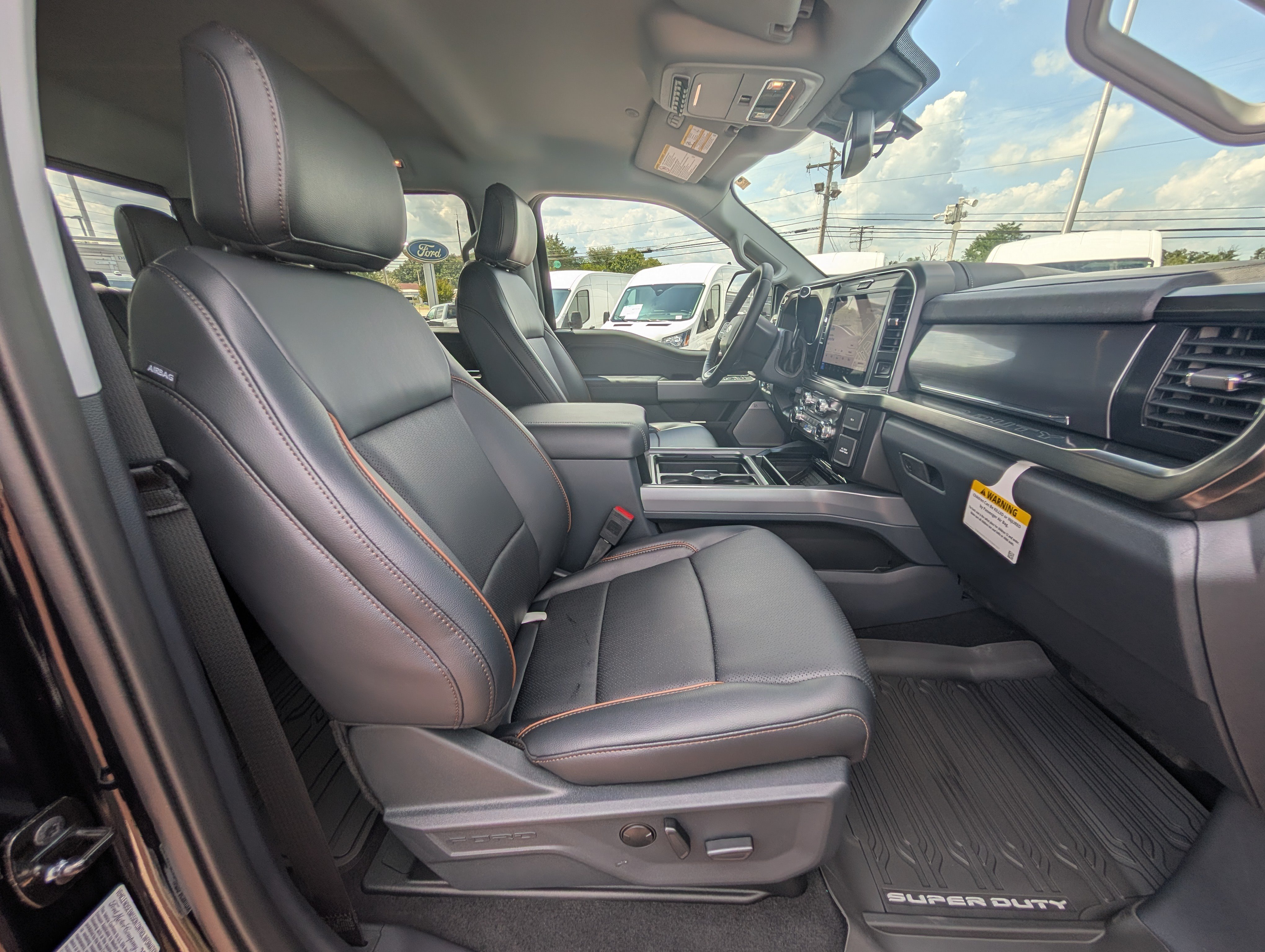 New 2026 Ford F250 Lariat w/ Black Appearance Package AWD/4WD image 6
