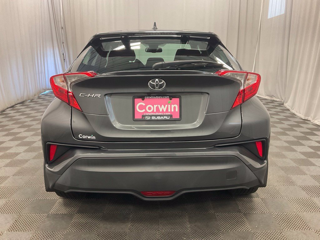 Used 2018 Toyota C-HR XLE FWD image 5