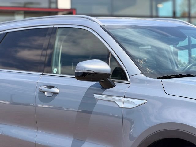 Used 2024 Kia Sorento S FWD image 4