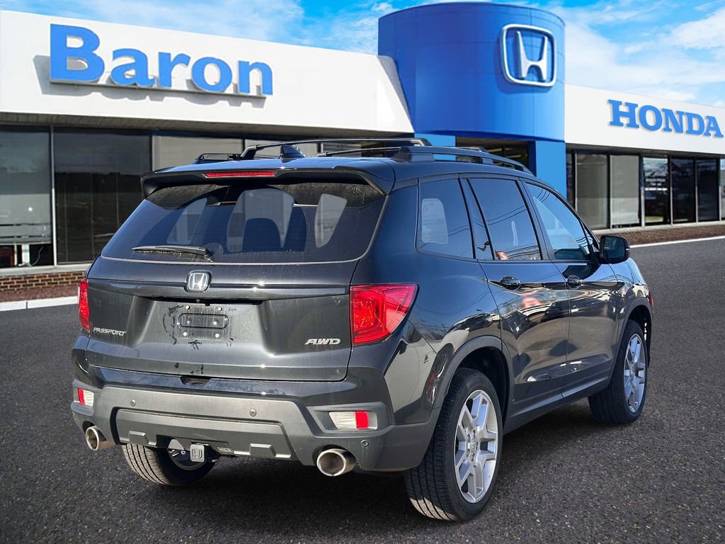 Used 2025 Honda Passport EX-L image 5