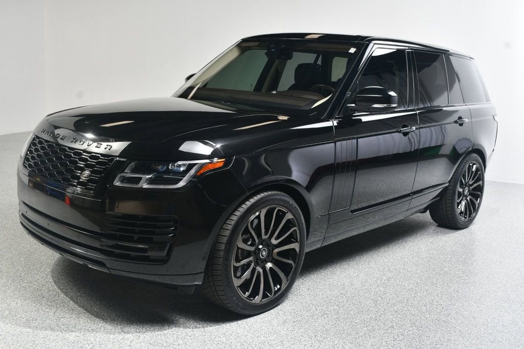 Used 2018 Land Rover Range Rover Supercharged image 2