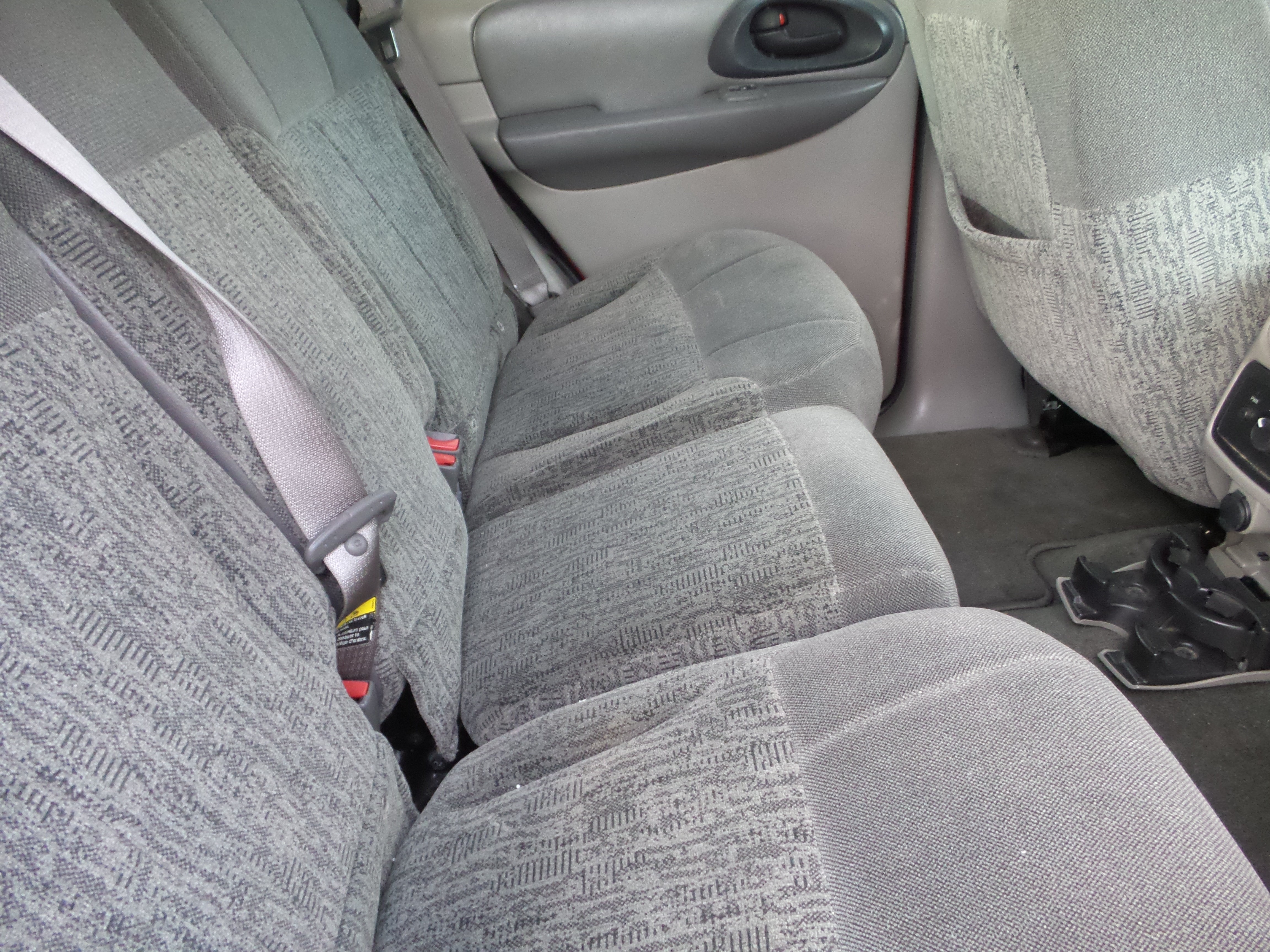 Used 2002 Chevrolet TrailBlazer LS w/ Preferred Equipment Group RWD image 52